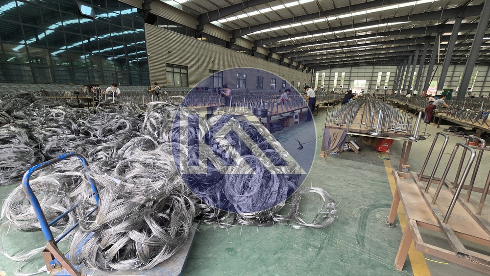 30кг MZP Тип Путанка проволочная сетка 10 X 10 X 1,4м низко видимость проволока Препятствие Невидимая проволочная сетка Для Украины рынка