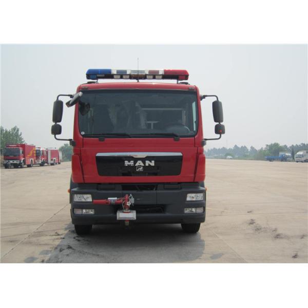 Gross Vehicle Weight 15330kg Light Water Tender Fire Truck with Four-Stroke Engine