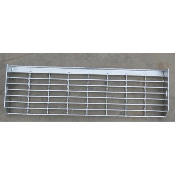 T4 Checkered Platenosing Bolted Steel Metal Grate Stair Treads 60mm Pitch