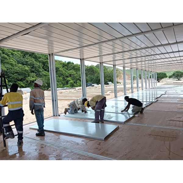 Modular Prefab Accommodation Folding House Container Office Eco Friendly Fire Resistant