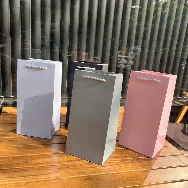 Cardboard Tote Paper Bag Packaging Custom Packaging Printing LOGO Gift Bag Packaging Paper Bag
