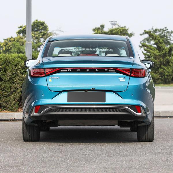 4 Door 5 Seat Body Type and 181PS Maximum Horsepower Emgrand L Raytheon HIP 2022 1.5TD-DHT Pro 100KM Super Net Hybrid Sedan