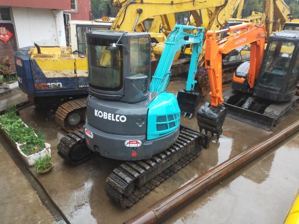                  Used Kobelco Crawler Excavator Sk55sr, Secondhand Origin Japan Mini Track Digger Kobelco Sk55 Sk60 Sk70 Sk75 Hot Sale on Promotion             