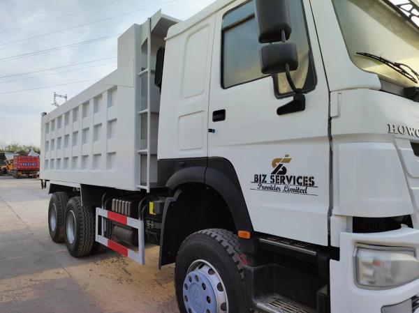 Estilo de elevação frontal 6*4 Caminhão de descarga Caminhão de descarga Construção em excelente desempenho