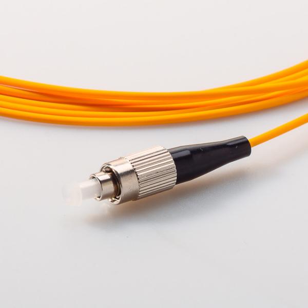 LC/APC 0.9mm Optical Fiber Pigatil Jumper Singlemode Network PVC Fiber Optic Pigtail