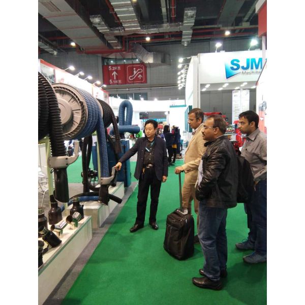 Mobile Paper Filter Welding Fume Extractor Portable Exhaust Extractor for Shops