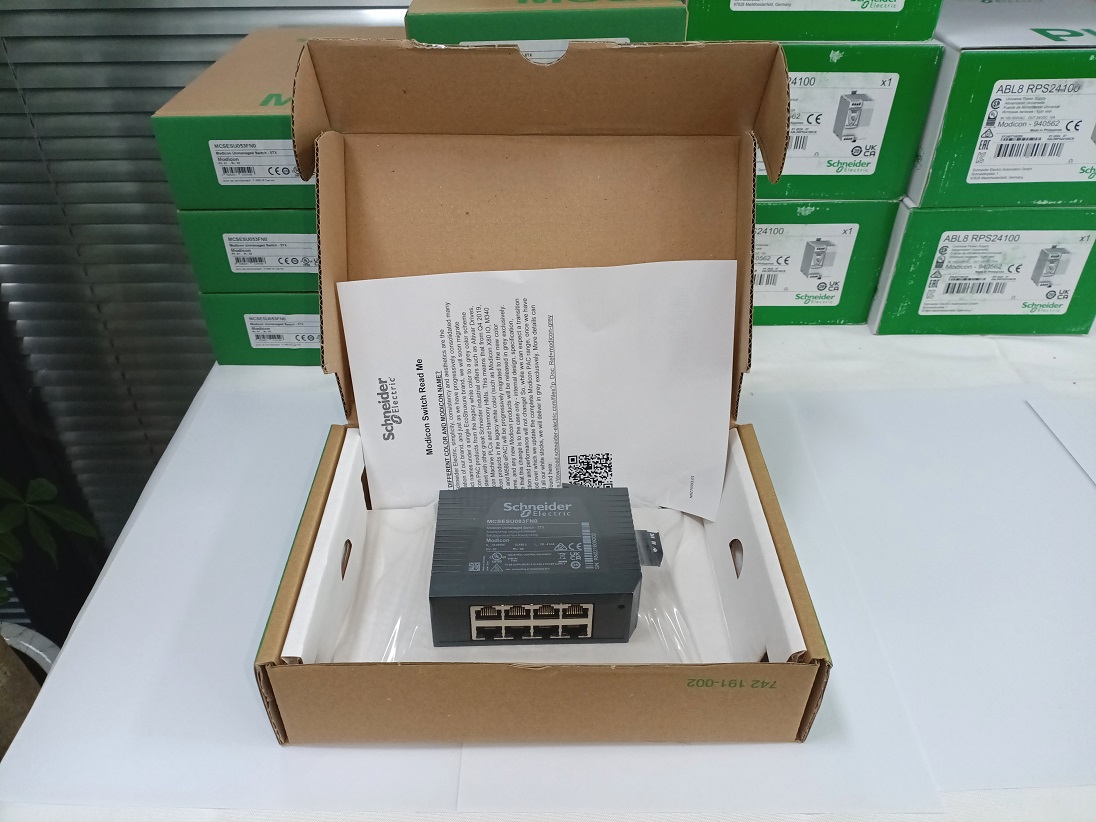 MCSESU083FN0 Schneider Network Switch Modicon Networking Standard Unmanaged 8 портов для меди