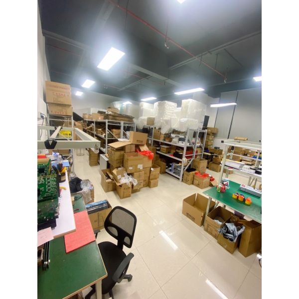 4K60 HDMI Matrix Switch 4 in 4 Out with HDMI 2.0 Support for Multi-Screen Control