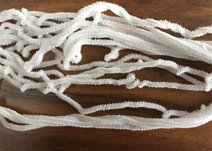 White Polyester Chenille Yarn , 5nm Fancy Knitting Yarn Environment Friendly
