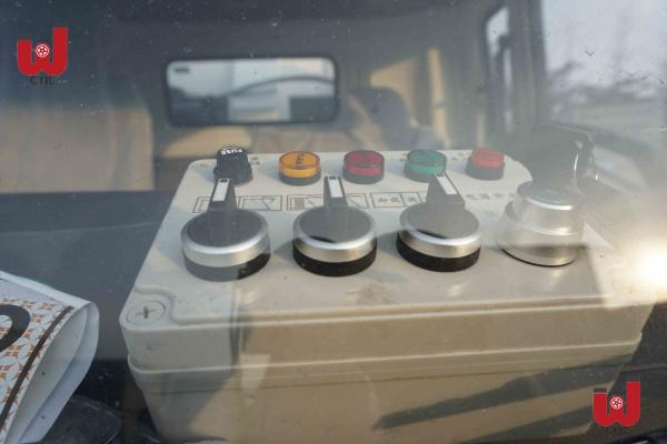 Light Duty 8CBM Garbage Remoral Back Loader Compact Garbage Truck