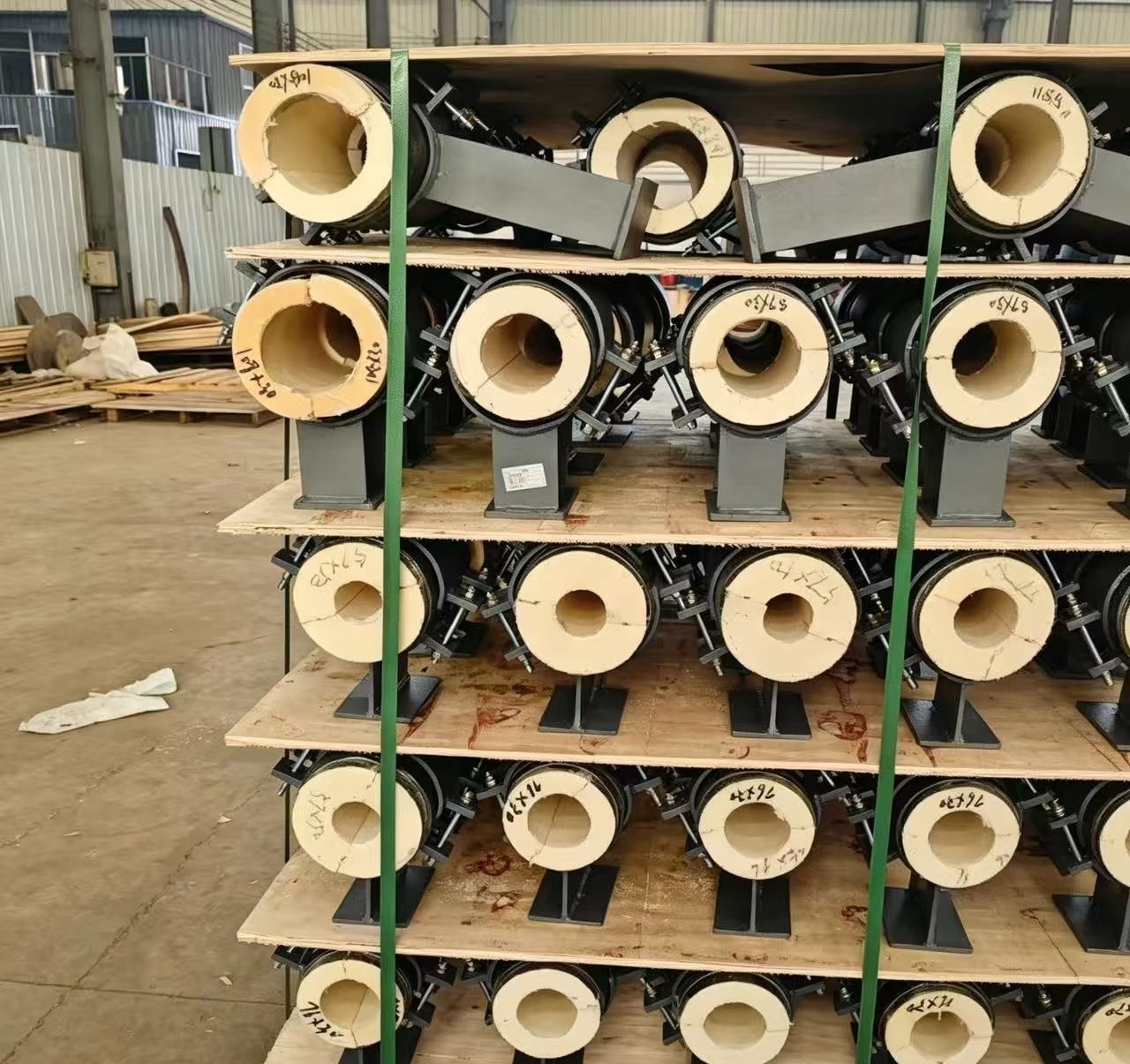 High-strength Steel Concrete Pumping Pipe with Anti-corrosion Coating and Flanged Joint Connection for Durable Concrete Delivery