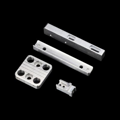 peças de gerencio de superfície do CNC SS303 do revestimento da tolerância de 0.01mm