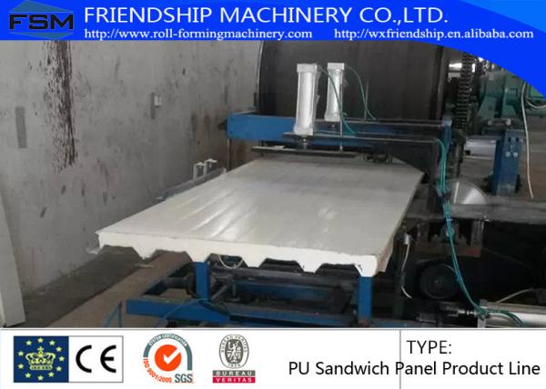 5 Ribs Covered 1000mm PU Sandwich Panel Production Line With Double-Belt Conveyor
