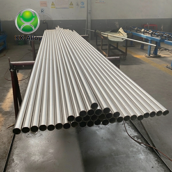 Устойчивый к окислению Incoloy825 Сплав 825 ASTM Бесшовная труба Устойчивость к коррозии