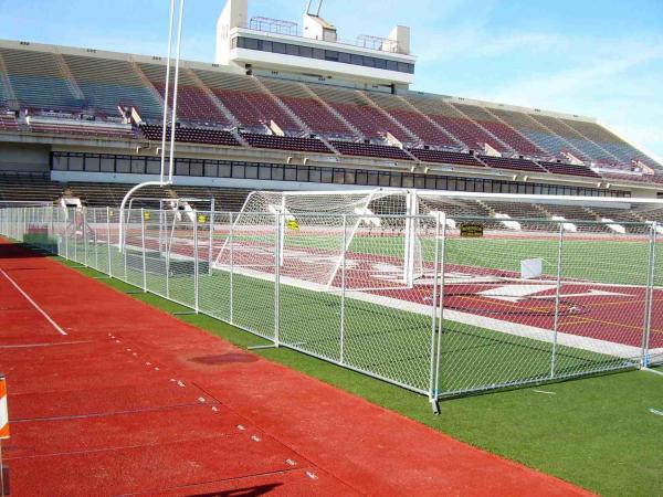 temporary chain link fence