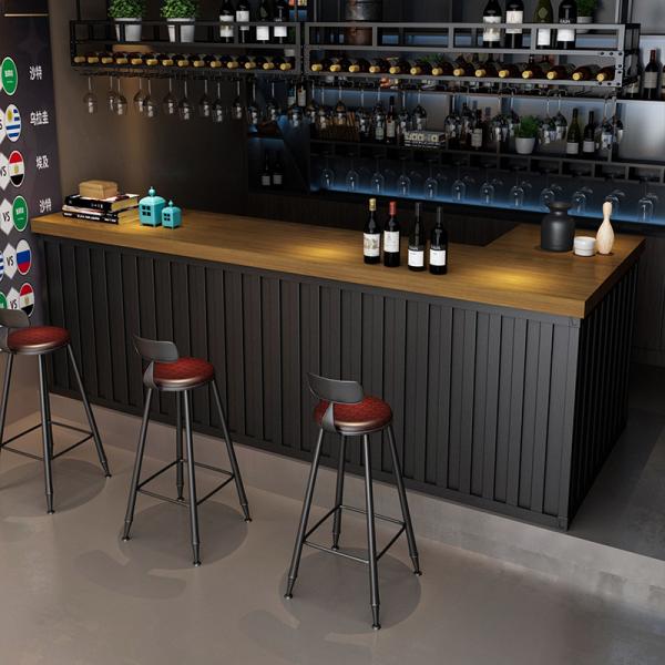 Bureau de réception des hôtels Compteurs de caisse en fer vintage fabriqués dans le style industriel américain