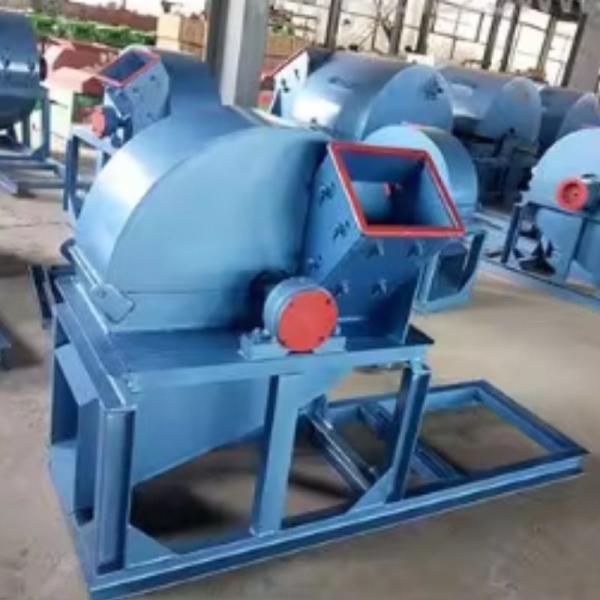 120KW Yield Wood Crusher Diesel Cornstalk Grinder Chipper Making Sawdust Shaving Machine