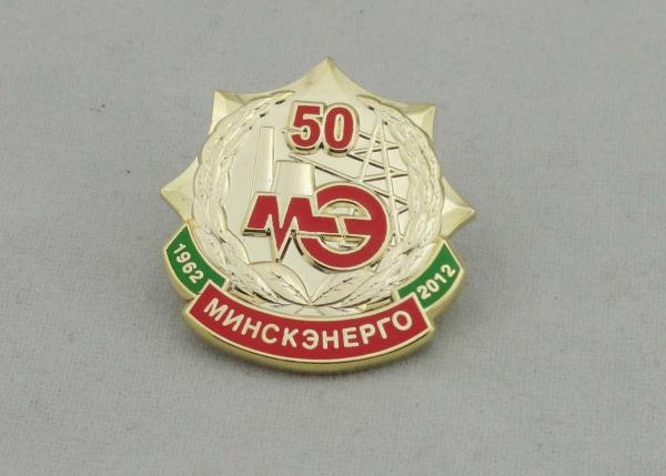 35 mm Collectable Hard Enamel Pin Gift , 3D Design Die Struck Gold Plating