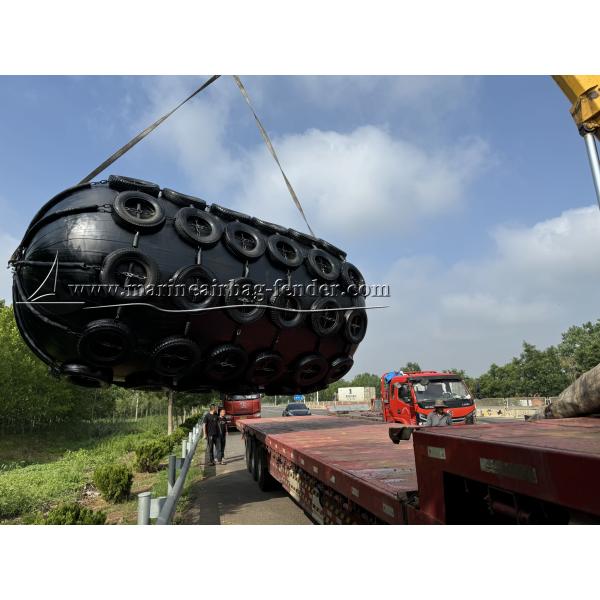 Устойчивость к старению Пневматический резиновый фендер легкий надувный нержавеющий фланц Стандарт ISO17357