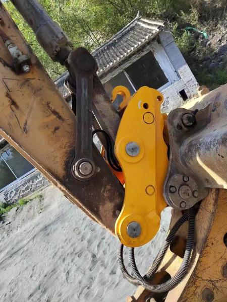 Custom Mini Digger Hydraulic Quick Hitch Attachments For 5 Ton Excavator