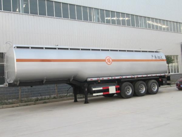Aluminium Steel Tank Truck Trailer 45000 Liters For Oil Tanker Semi Trailer
