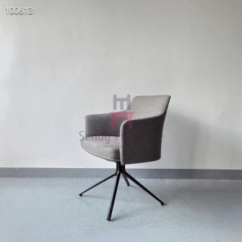 Metal Restaurant Chair | Upholstered 4-Spots Base Dining Chair