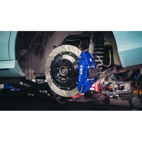 Front 6 Piston And Rear 4 Piston Caliper BBK Auto Brake System For Mercedes-Benz E300 19 Inch Rim