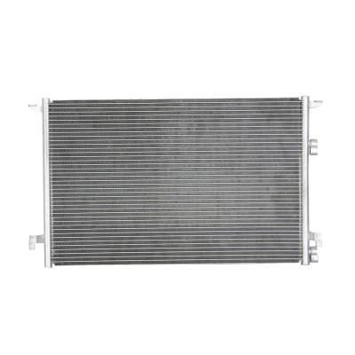 A2035000854 Sistema de refrigeração de peças de automóveis Condensador de ar condicionado para Mercedes-Benz C200 C230 CLK200