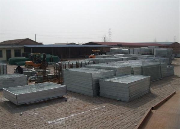 Powder coated Weld mesh 2x4x8ga wire temporary construction fence 6'x9.5' outer tubing 50mm*50mm*1.5mm brace 30mm*30mm