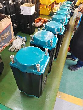 AT double acting pneumatic actuators RAL5021 colour quarter-turn pneumatic actuator
