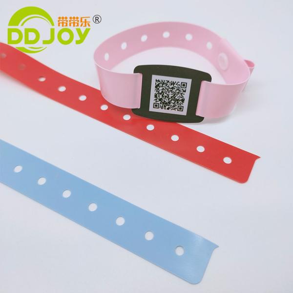 Waterproof Disposable L Shape 13.56MHZ Plastic Wristbands for Medical Occasion Party