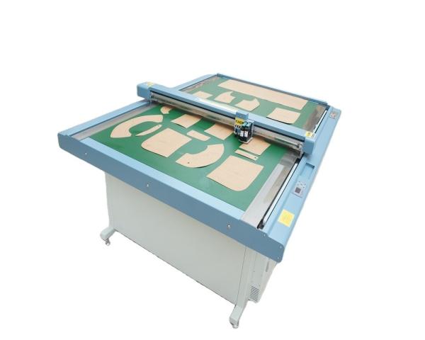 KAEMI Inkjet Cutter for Garment Paper Pattern and PVC Cutting 1200*900mm Cutting Scope