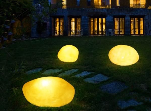 Simulated Glowing Stone LED Outdoor Landscape Lamps Waterproof Pebble Low-Pressure Park Scenic Lights