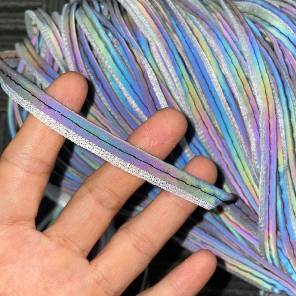 Arco-íris de confecção de malhas do fio reflexivo retro de prata preto macio para os vestuários dos sacos que costuram o sportswear