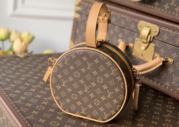 Ladies Leather 7.5cm Circular Push Lock Crossbody Bag With Mental Ornament