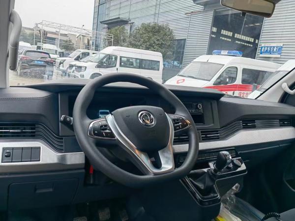 Ambulance Medical Vehicle Hospital Medical Vehicle Emergency Vehicle Made in China Price