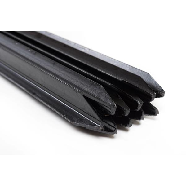 1.86KG / M Black Paint Farm Fencing Metal T Post With Certificate ISO9001