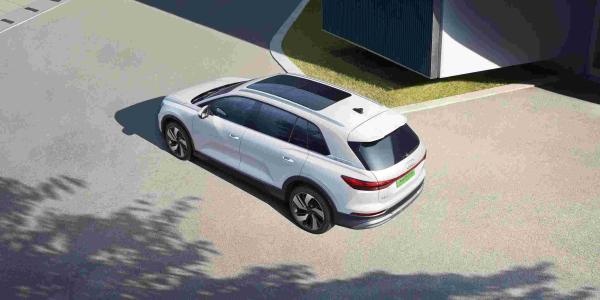 Audi Q5 E-tron 2023 Model 40 E-tron Star-shaped Mecha Suit Medium And Large SUV