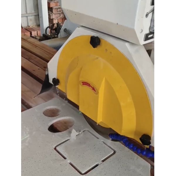 ZEUS 4+3 Axis 15+7.5kw Bridge Cutting Machine for Marble with Remote Control Motor Core 3200mm Max Length & 100mm Thickness
