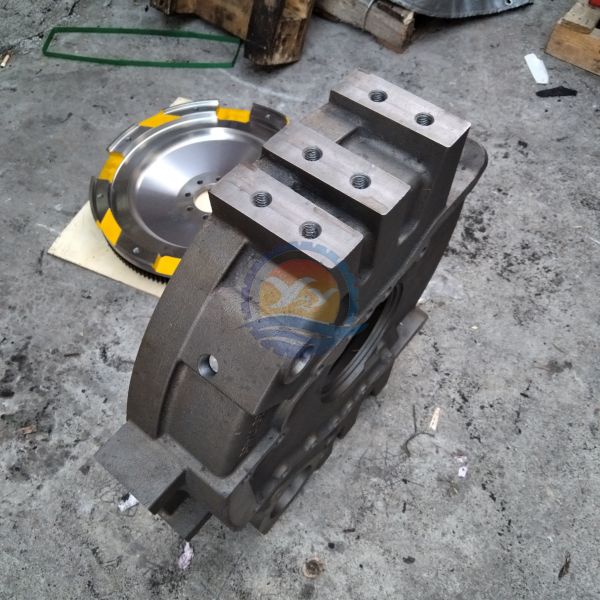 6D114 Flywheel Housing 6741-21-4110 6CT8.3 Fly Wheel Housing 3917459 3915733 for Komatsu PC360-7 Excavator