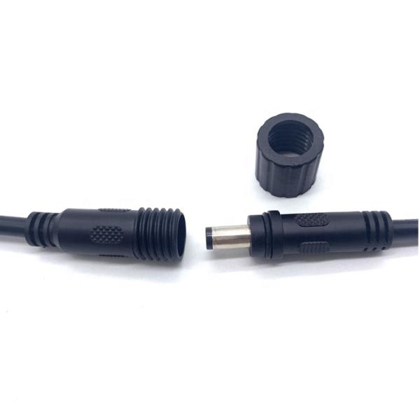 Fermeture à vis étanche mâle femelle étanche à courant continu à fil nu Cable d'extension électrique à queue de cochon