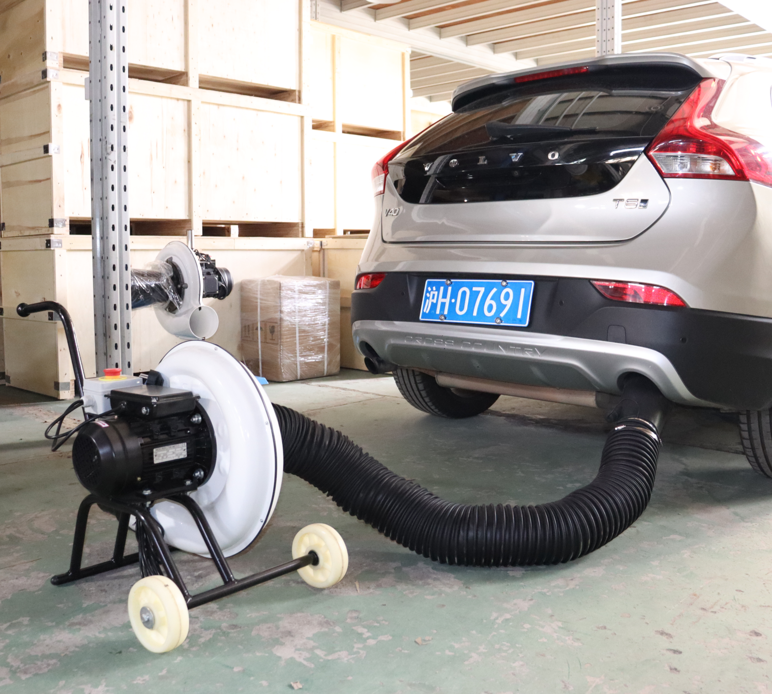 Semi Automatic Portable Exhaust Extractor Efficient Fume Dust Purification for Workshops