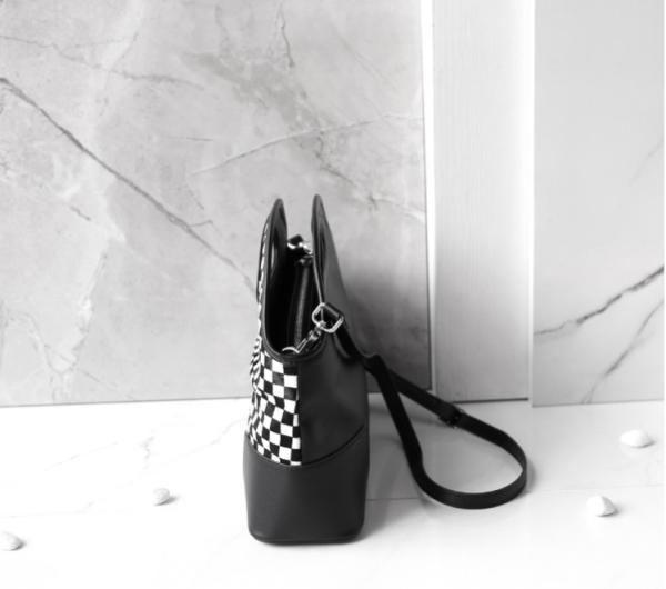 Horsehair Black And White Checkered Handbag 24cm Shoulder Bag With Detachable Strap