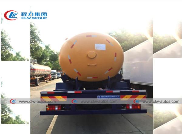 Réservoir de gaz GPL HOWO 8 tonnes 4*2 Propane Bobtail Camion Camion-citerne à essence