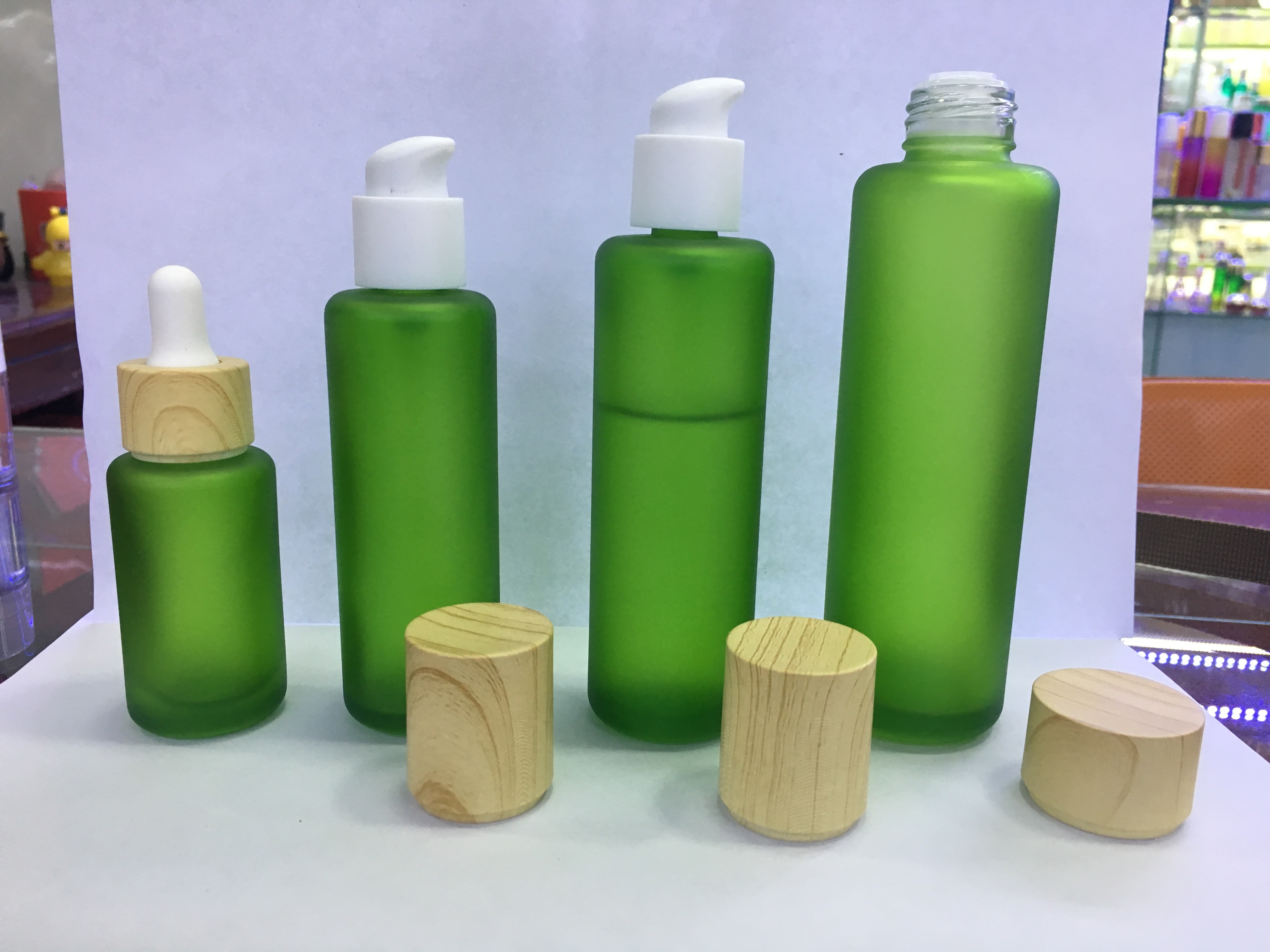 бутылка капельницы 5ml 10ml 30ml 50ml 120ml стеклянная с бамбуковым воротником для эфирного масла