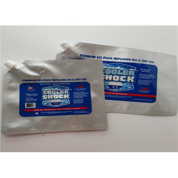 Продукт моря супермаркета приносит плоды устранимой изолированная алюминиевой фольгой более крутая сумка сумки/льда