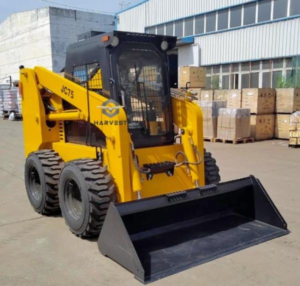 1050kg Skid Steer Loader JC75 with Yanmar Engine and Versatile Attachments