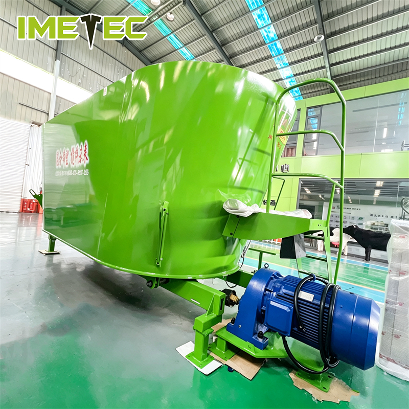 Forage Ration Fixed Small Vertical TMR Mixer Tungsten Carbide Blade 3 Phase