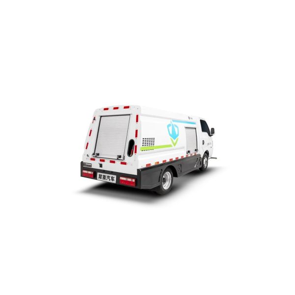 Pure Electric 4.5T Sanitation Vehicle with 2m³ Clean Water Tank and  for Road Maintenance