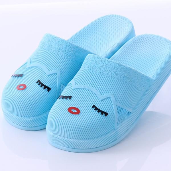Summer Cute Closed Toe Sandals PVC Non Slip Beach Slippers For Women